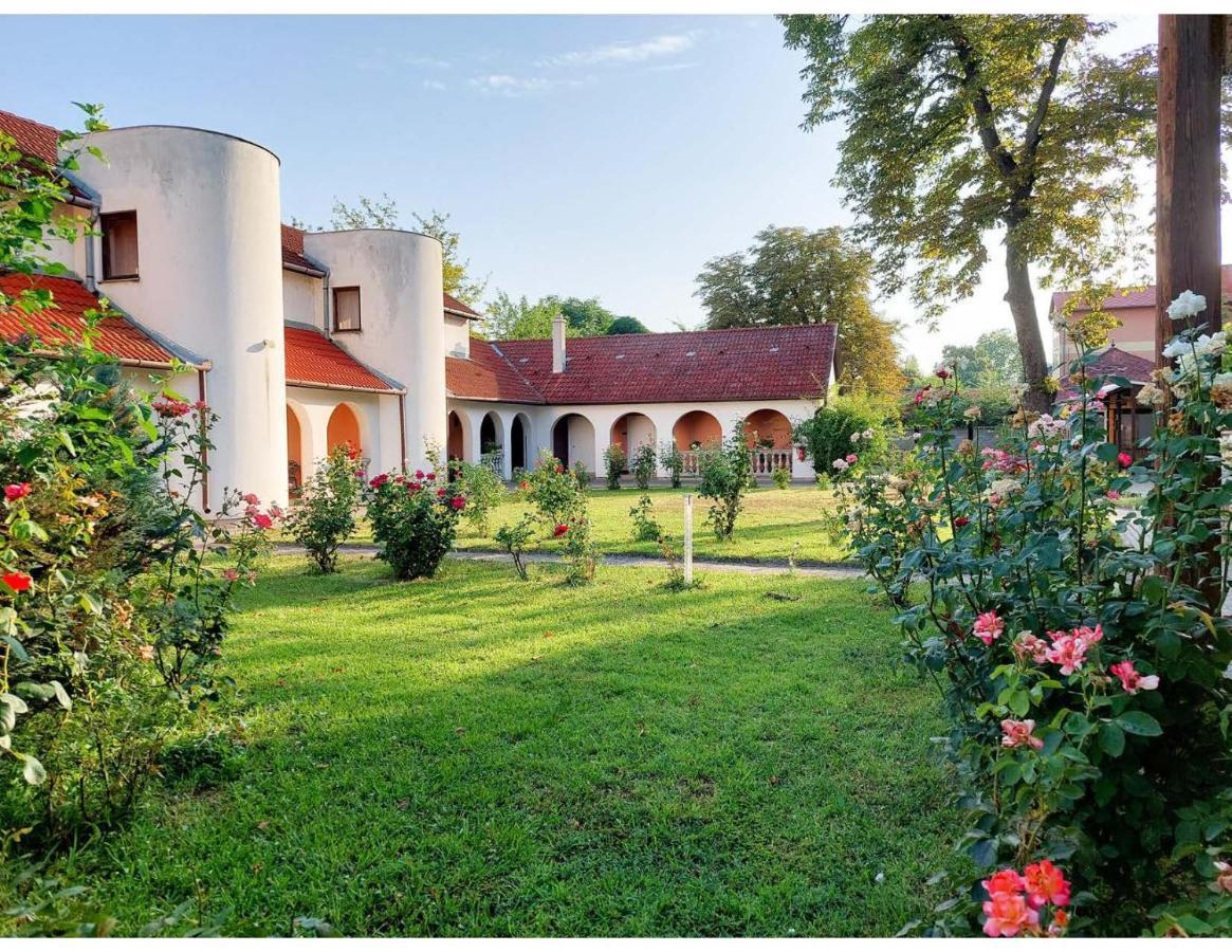 Gosztonyi Villa 시오포크 외부 사진